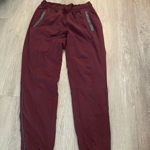 Lululemon joggers new condition size 2